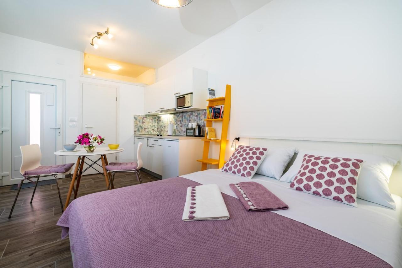 زادار Studio Apartment Gina المظهر الخارجي الصورة