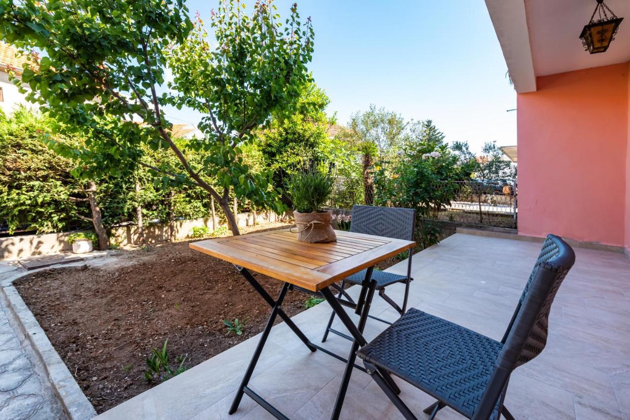 زادار Studio Apartment Gina المظهر الخارجي الصورة