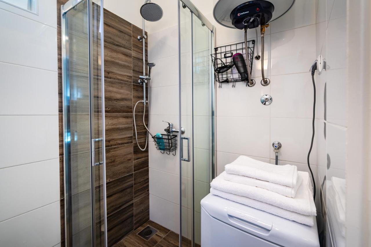 زادار Studio Apartment Gina المظهر الخارجي الصورة